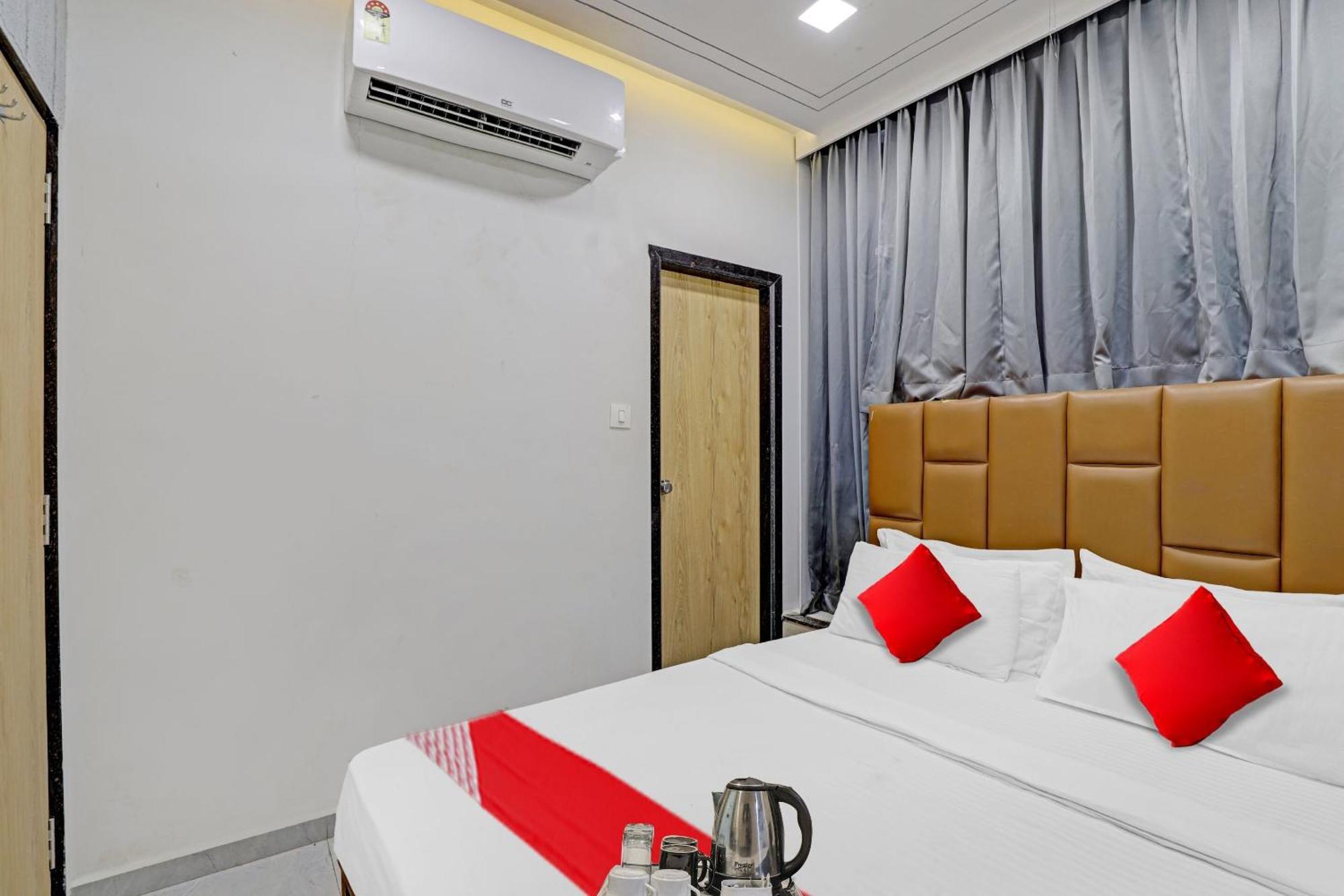 Hotel O Royal Orbit Surat Exterior photo